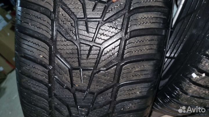 Hankook Winter I'Cept Evo 3 W330 235/65 R18 107H