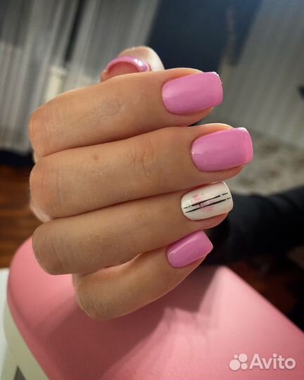 Маникюр педикюр