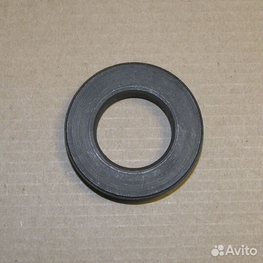 Втулка конусная д.27 стремянки задней