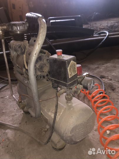 Компрессор воздушный Piccolo 6л