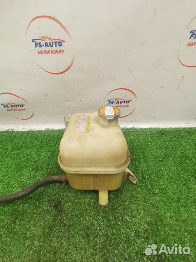 Бачок расширительный Kia Sportage 2 SUV 2.0 crdi