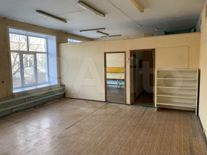 Свободного назначения, 2000 м²