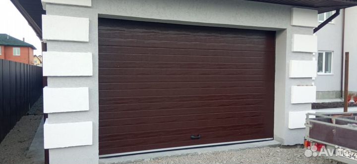 Гаражные секционные ворота качественно