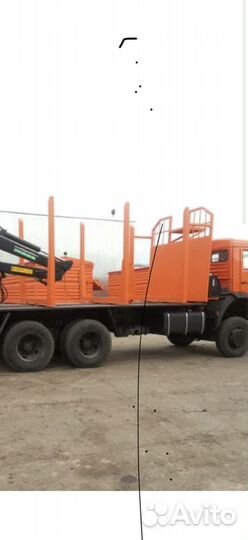 Водитель лесовоза