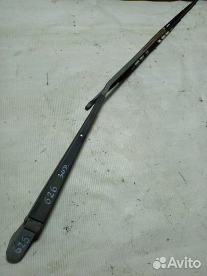 Поводок заднего дворника Mazda 626 седан 1998