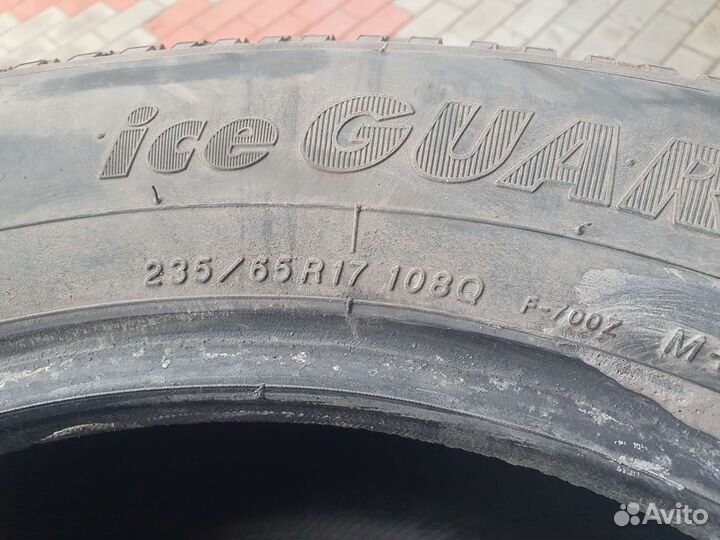 Yokohama Ice Guard F700Z 235/65 R17 108Q