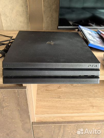 Sony playstation 4 pro 1tb