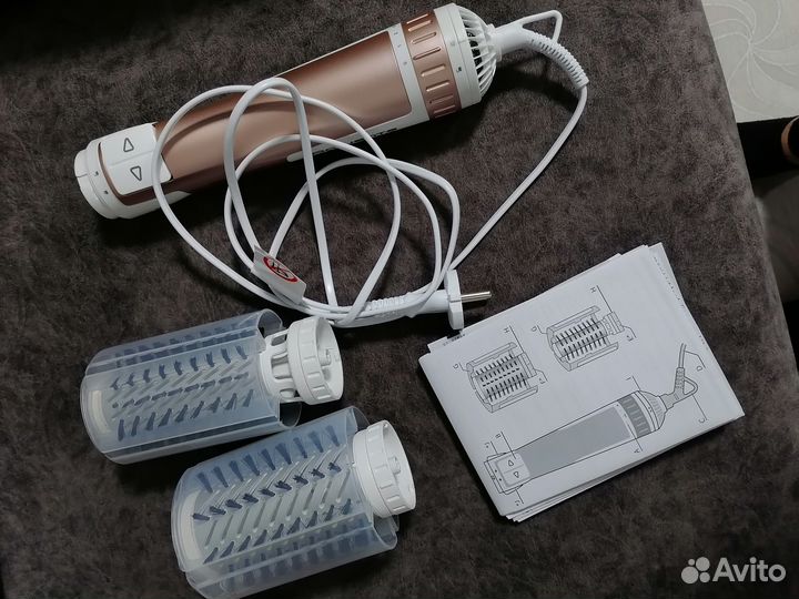 Фен-щетка Ровента. Новая