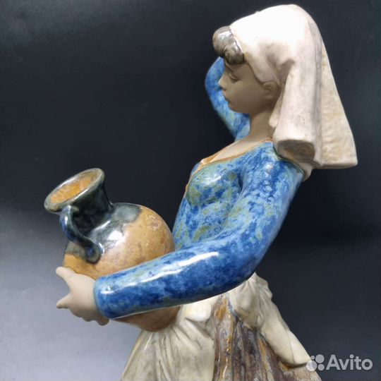 Статуэтка Lladro Карина