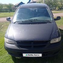 Chrysler Voyager 2.4 MT, 1996, 420 000 км, с пробегом, цена 280 000 руб.