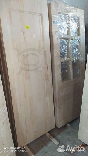 Двери из массива сосны