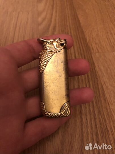 Зажигалка золотой дракон