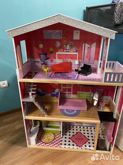 Домик кукольный