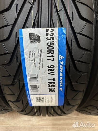Triangle TR968 225/50 R17 98W