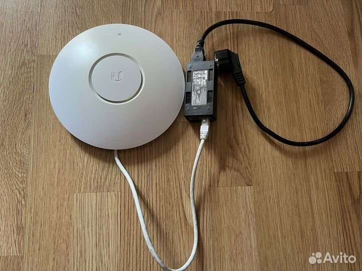 Точка доступа Ubiquiti UniFi AP LR