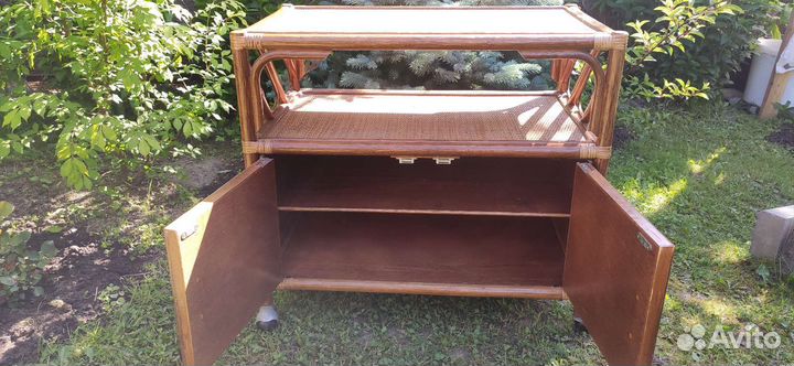 Тумба из ротанга