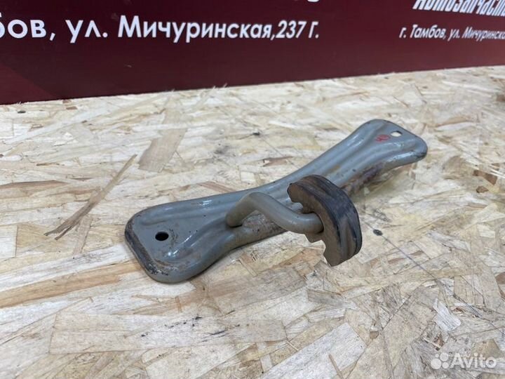 Кронштейн глушителя LADA Vesta