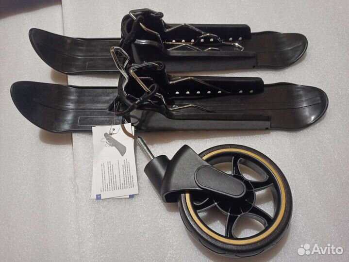 Лыжи для детских колясок Luxmom новые