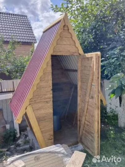 Дачный туалет деревянный