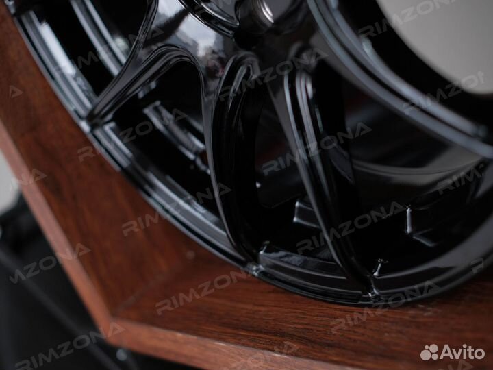 Литые диски Work R17 для Kia. Арт866