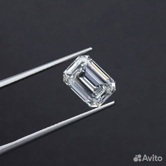 Бриллиант CVD форма изумруд 4.11 карат E/VVS2