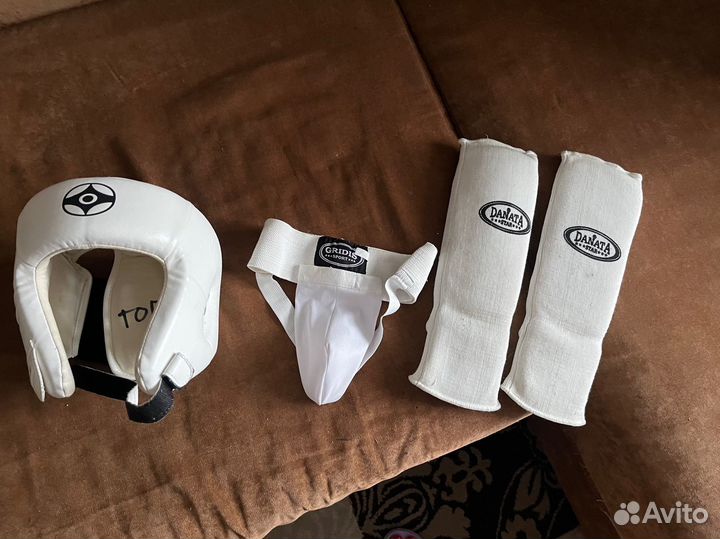 Шлем и защита для каратэ