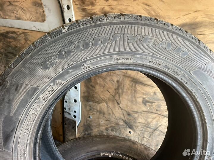 Goodyear Ice Navi SUV 265/60 R18