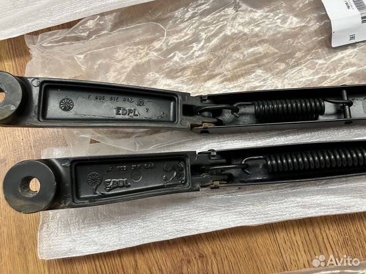 Поводки стеклоочистителей передние KIA