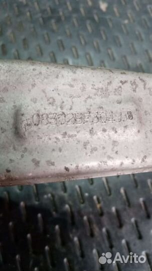 Кулак передний правый Audi A4 B8