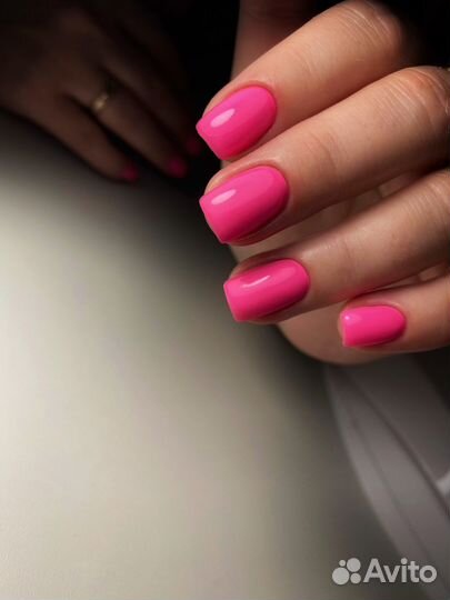 Маникюр, педикюр, наращивание ногтей