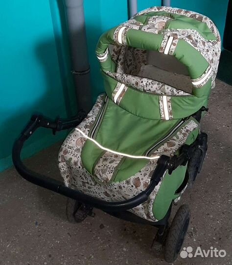 Коляска трансформер. В отличном состоянии