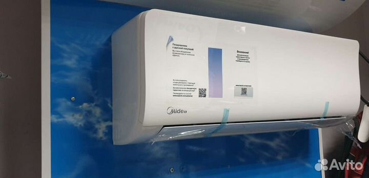 Инверторный кондиционер с монтажем Midea Paramount