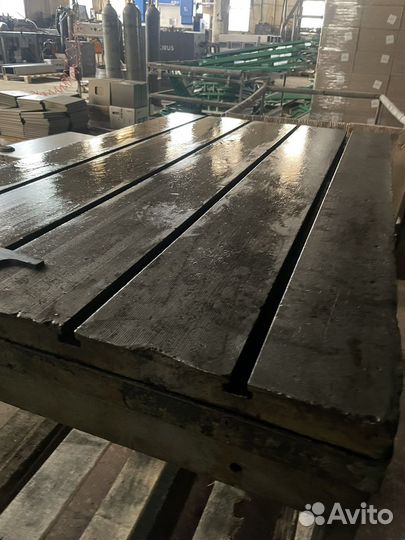 Чугунный сварочный стол