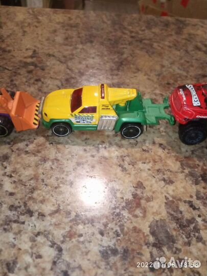 Коллекционные модельки hot wheels