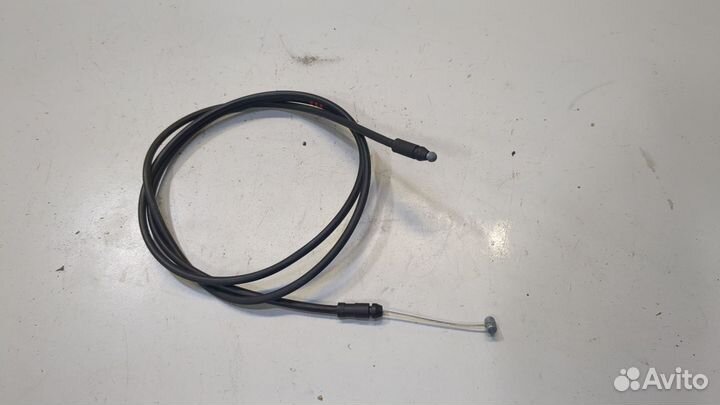 Трос капота Hyundai Santa Fe, 2010