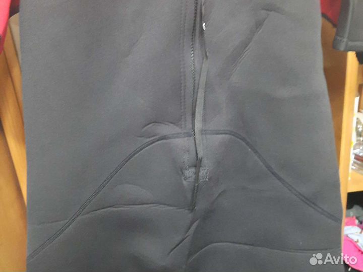 Гидрокостюм короткий мужской,56-58р,б/у 2дня