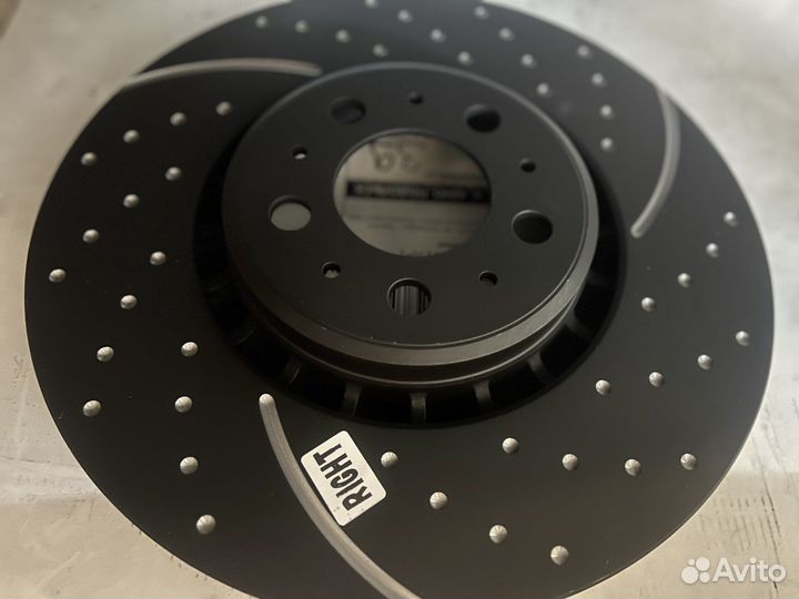 Тормозные диски Kia Optima с перфорацией
