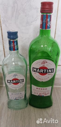 Бутылки и коробки от алкоголя