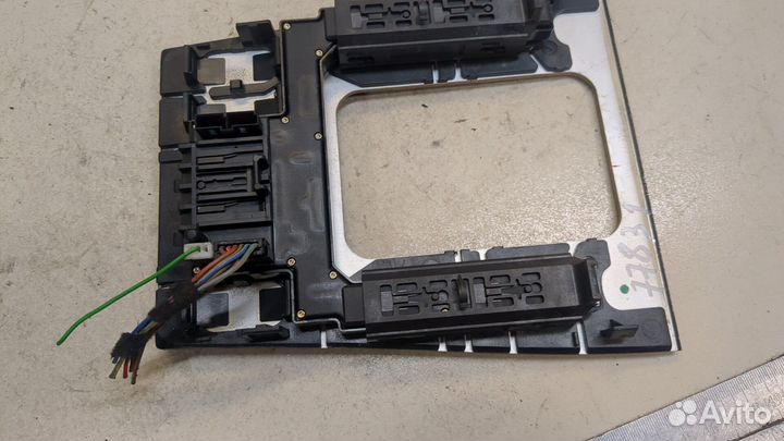 Рамка под кулису Mercedes C W202, 2000