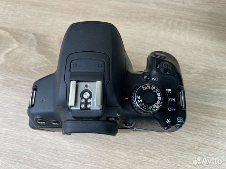 Фотоаппарат Canon 650d с обьектоивом 50mm f1.4