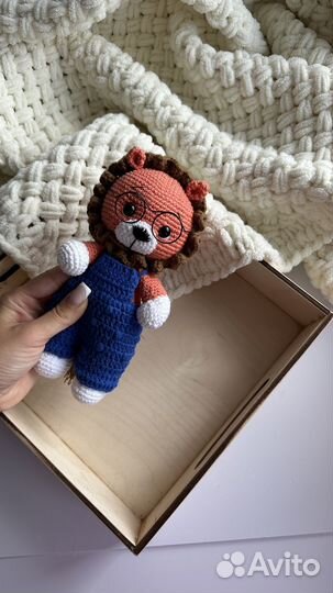 Игрушка мягкая детска лева лев развивающая