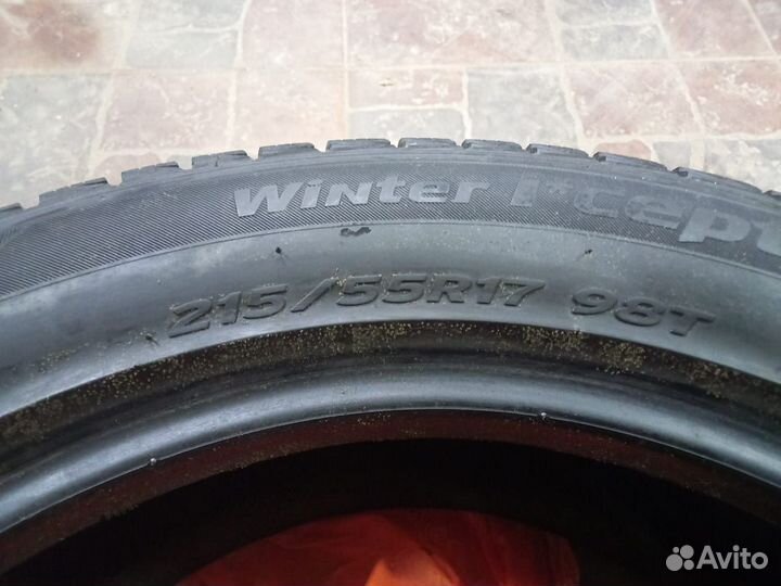 Hankook Winter I'Cept IZ2 215/55 R17 98