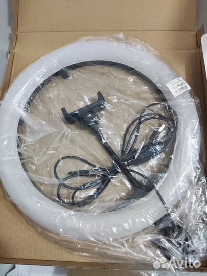 Кольцевая лампа ZL 33