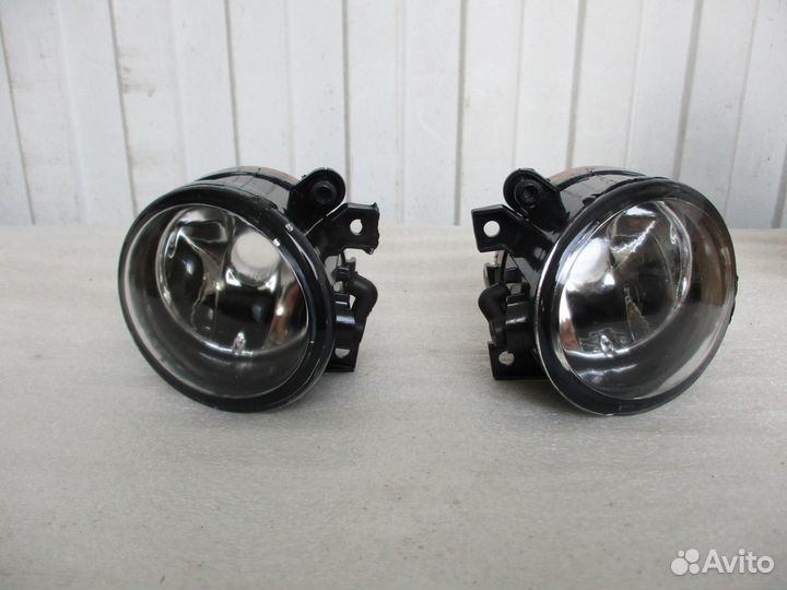 Фара противотуманная VW polo 10-14 / tiguan 07-11г