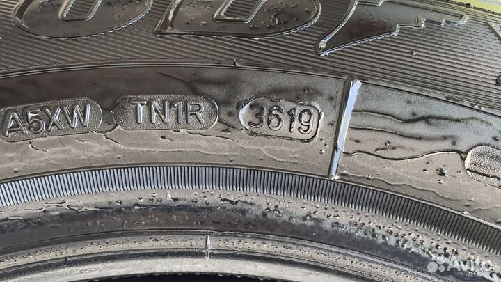 Goodyear Ultragrip 600 205/60 R16 96T