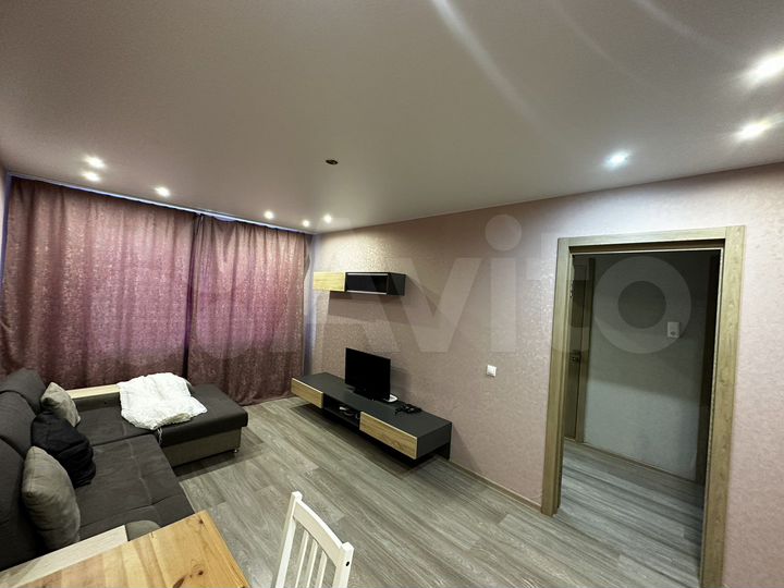 1-к. квартира, 33 м², 1/10 эт.