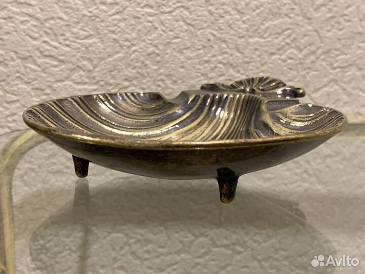 Ракушка латунь Италия