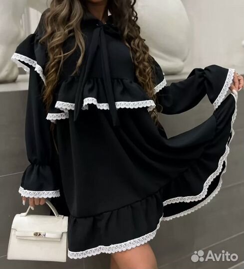 Платье женское