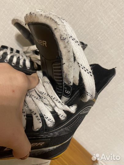 Коньки хоккейные