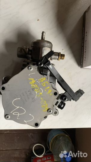 Вакумный насос VAG 06K145100B